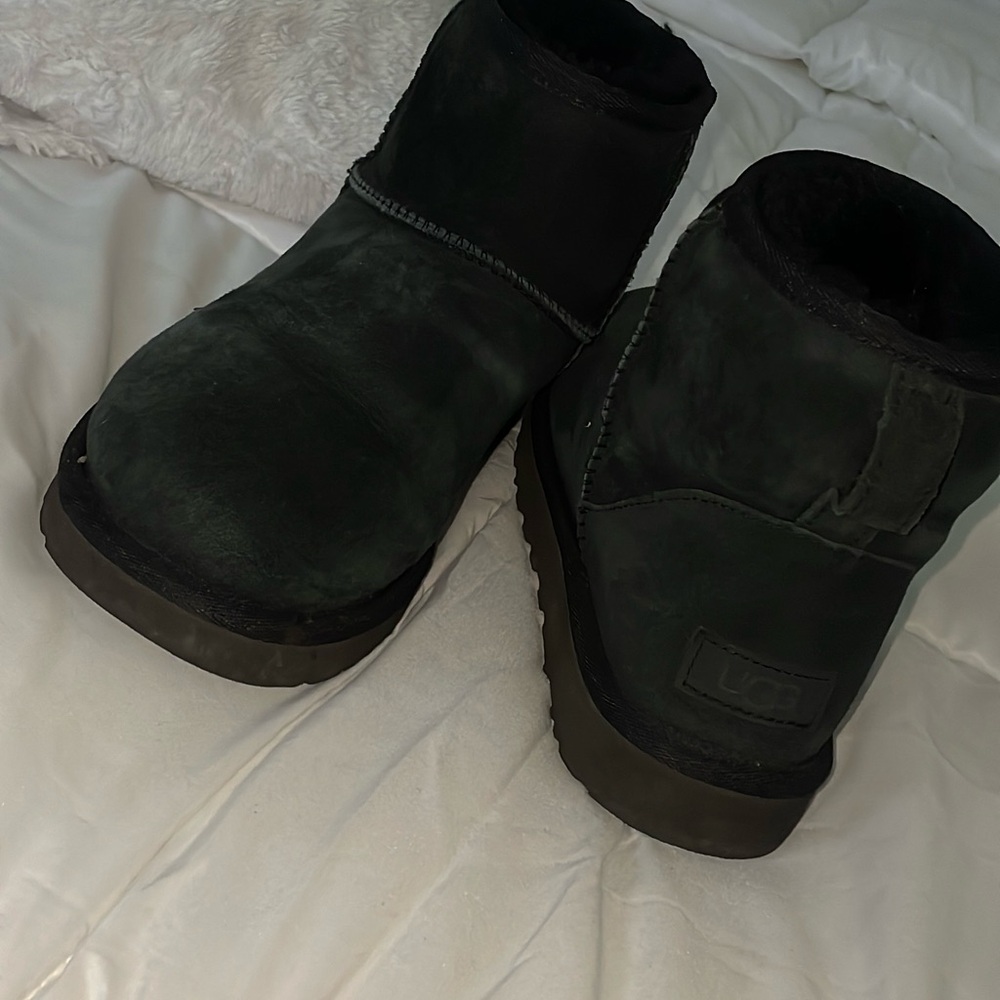 UGG Black Ankle Boots for Casual Comfort